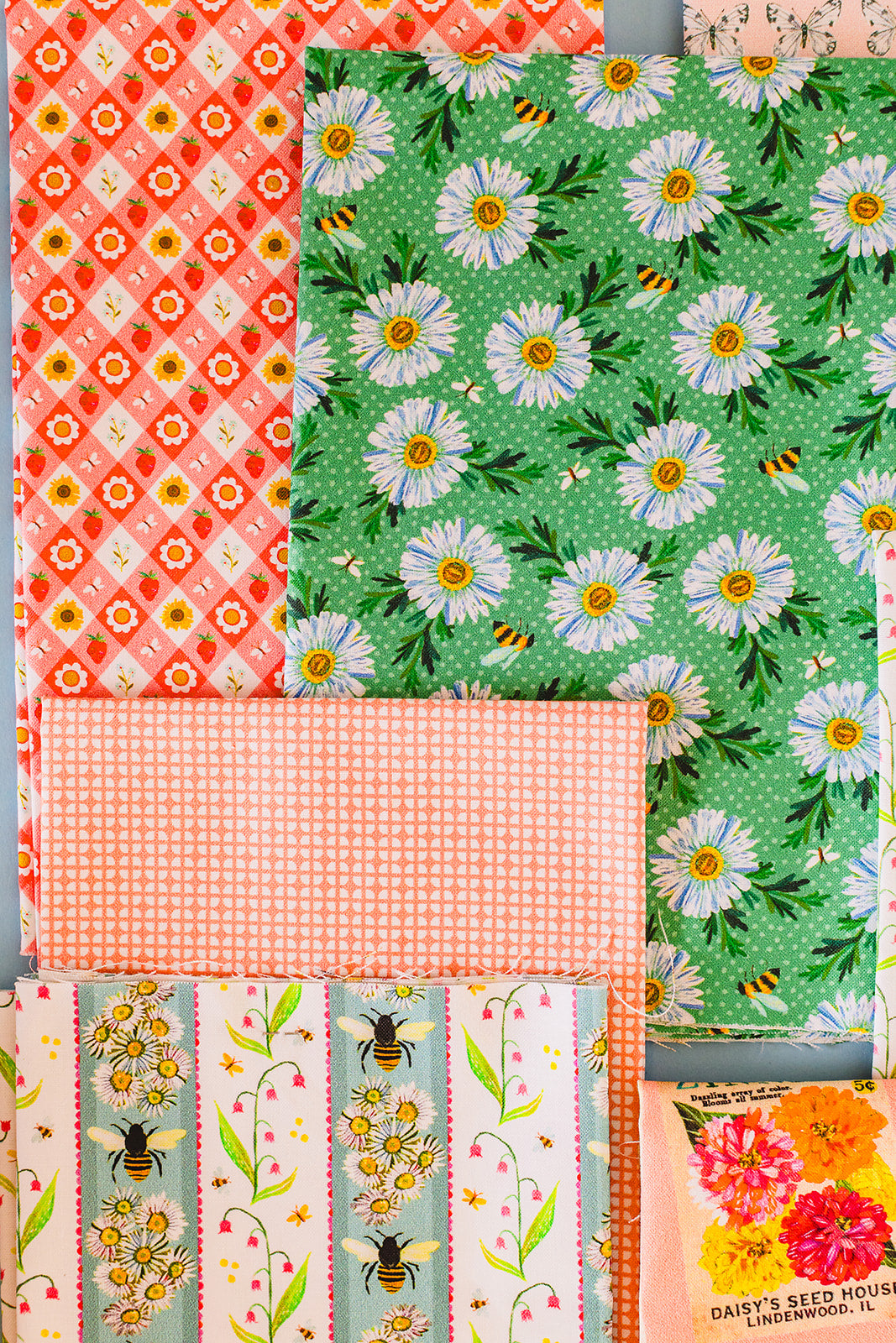 Daisy Scatter Teal Fabric