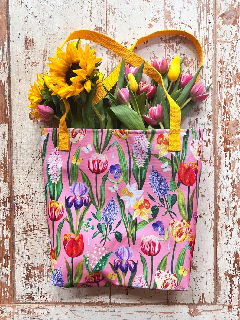 Tulip Field Tote Bag